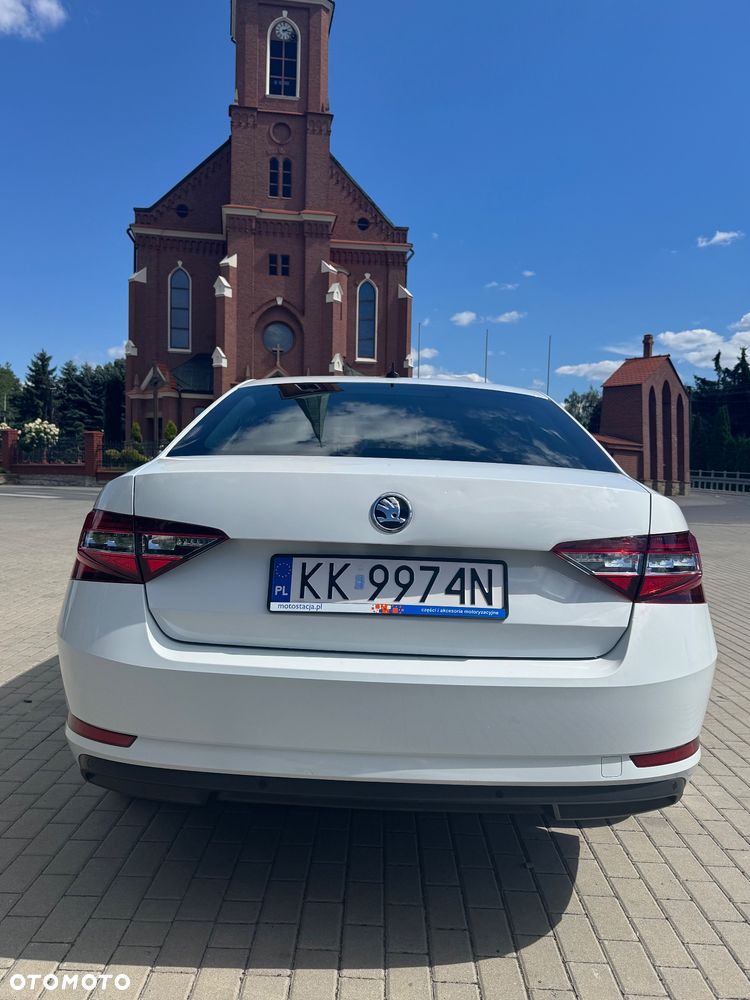 Skoda Superb 1.6 TDI Ambition DSG - 10