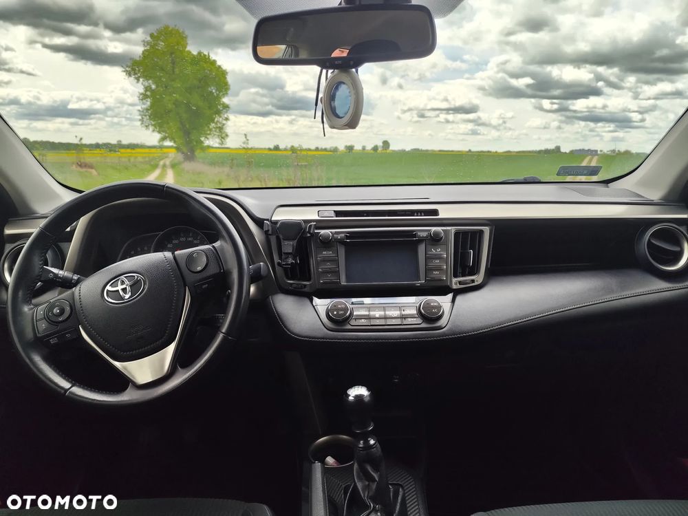Toyota RAV4 2.0 D-4D Active - 11