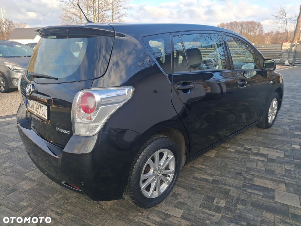 Toyota Verso 1.8 Edition - 2