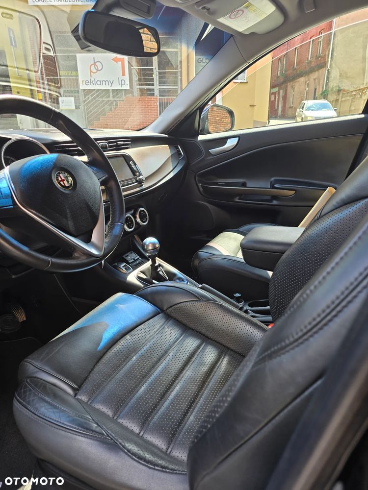 Alfa Romeo Giulietta 1.4 TB 16V Super - 16