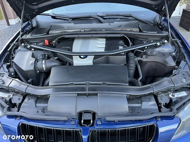 BMW Seria 3 - 16