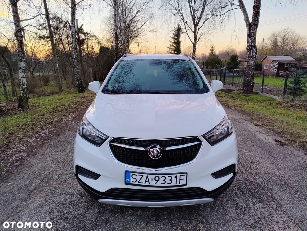 Buick Encore - 2