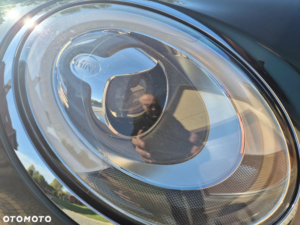 MINI Cooper Standard - 14