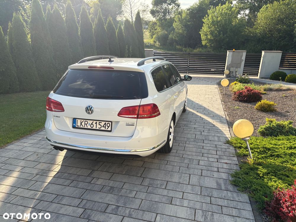 Volkswagen Passat Variant 2.0 Blue TDI SCR Comfortline - 4