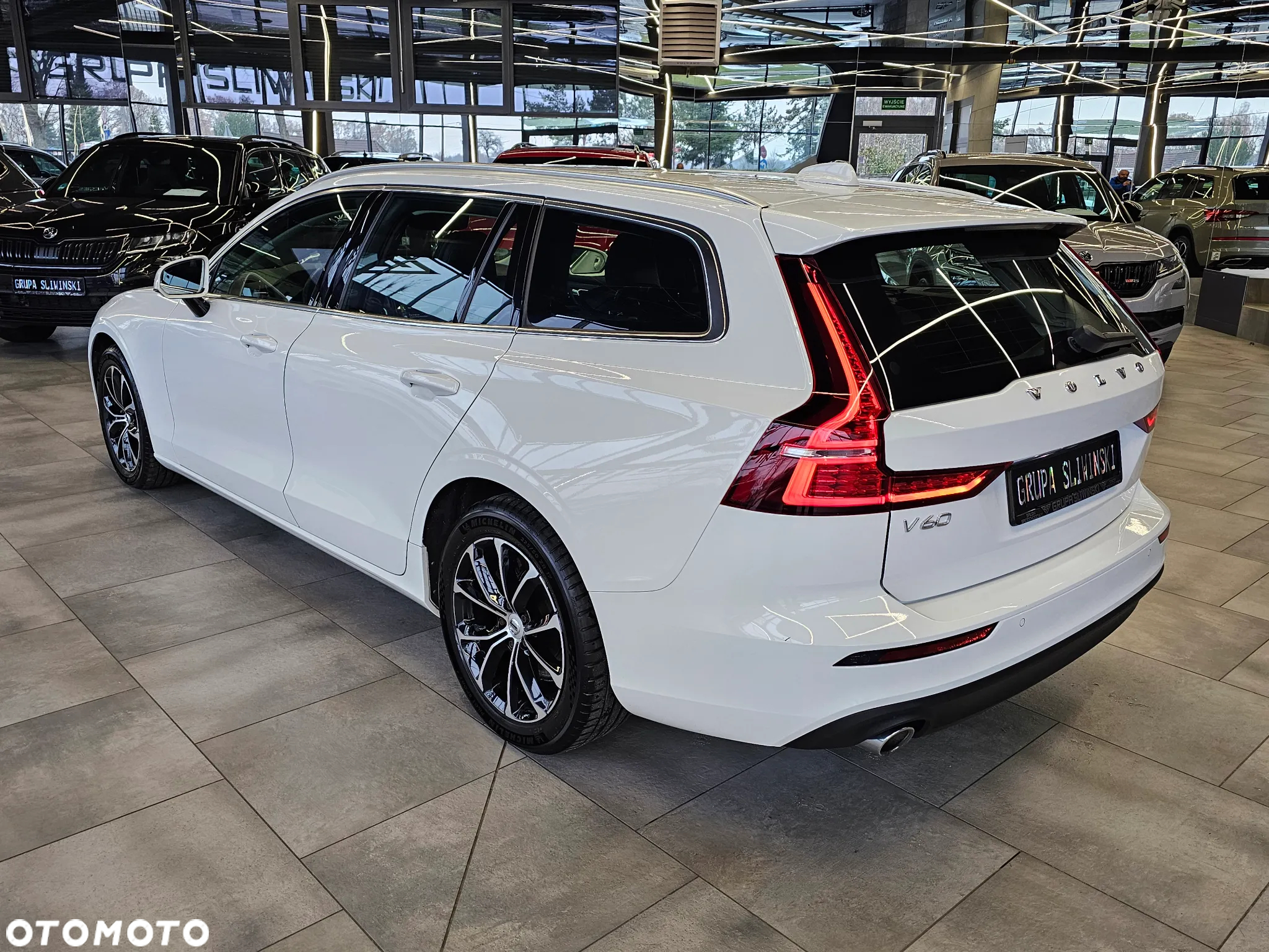Volvo V60 D4 AWD Momentum - 6