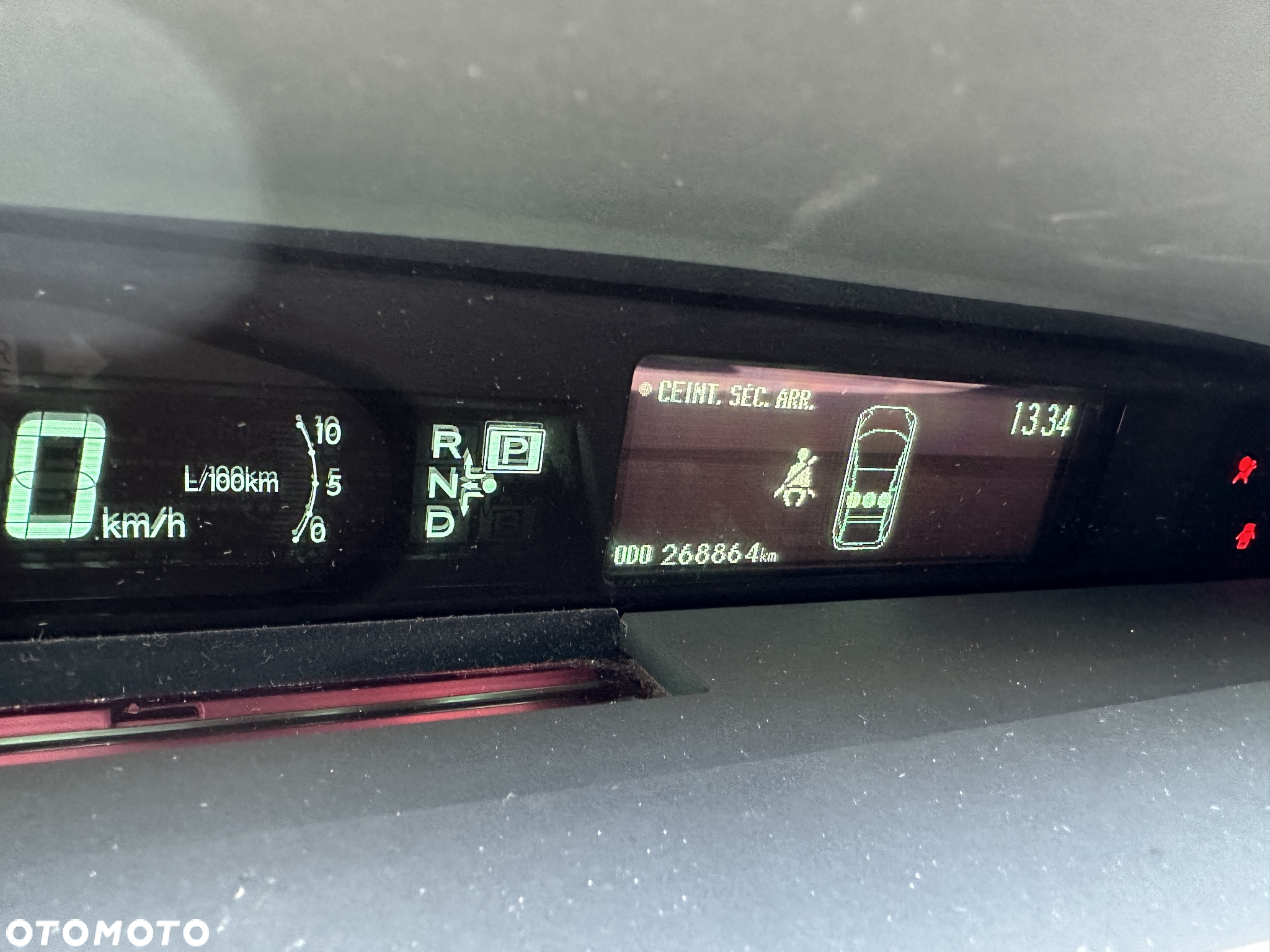 Toyota Prius (Hybrid) Comfort - 21