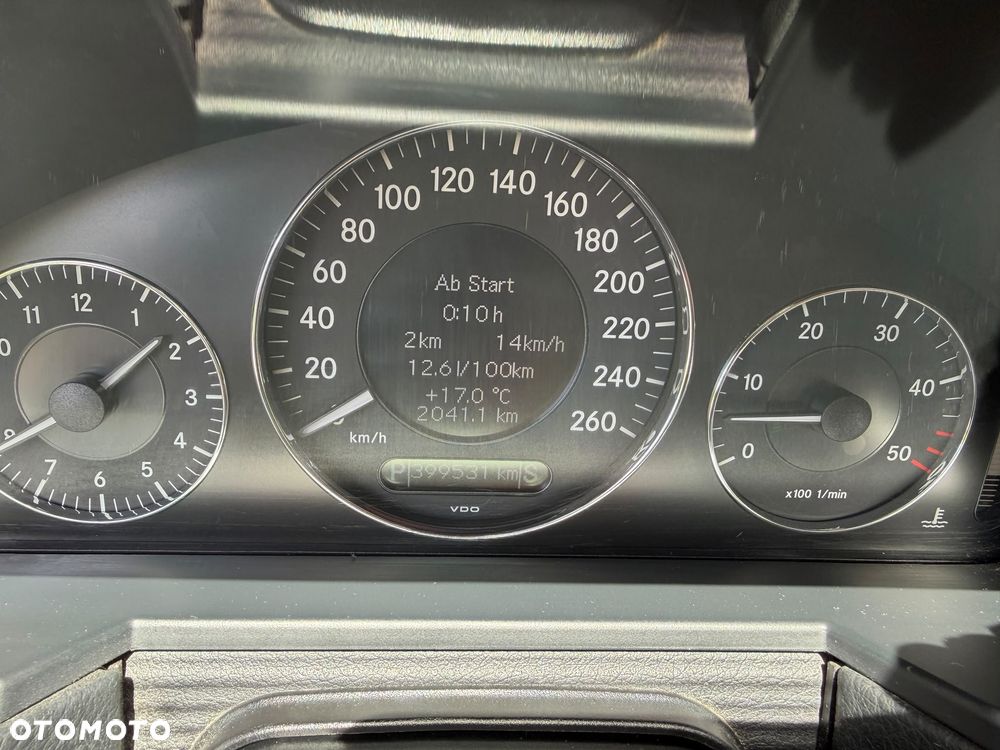 Mercedes-Benz Klasa E 320 CDI 4-Matic T Elegance - 20