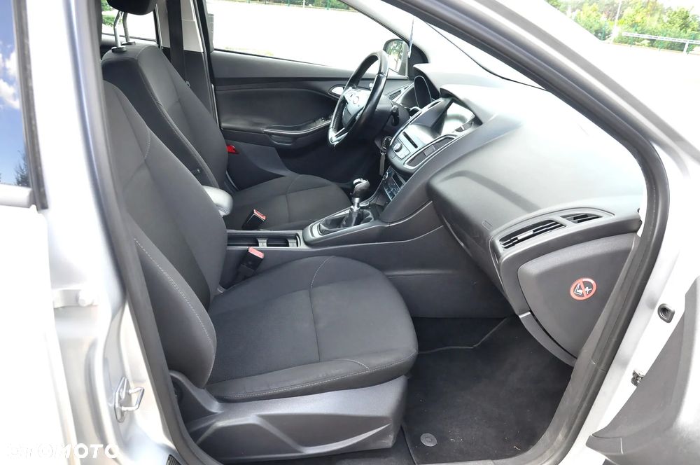 Ford Focus 1.5 TDCi DPF Start-Stopp-System Business - 29