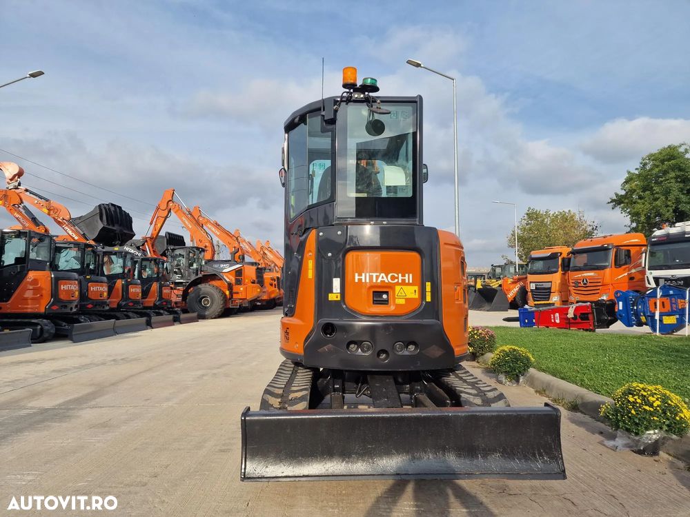 Hitachi ZX33U-6, Masa Operationala 3,7t, 2023, 1.305h, CUPLA RAPIDA HIDRAULICA+3 CUPE NOI, SistemAntifurt, Inst picon, senile 80% bune, Aer conditionat, Adancime sapare 5m, Ridica 2,8tone, Motor 25CP, posibilitate leasing 4 ani, CA NOU-PROMOTIE 36900 EUR+Tva - 24