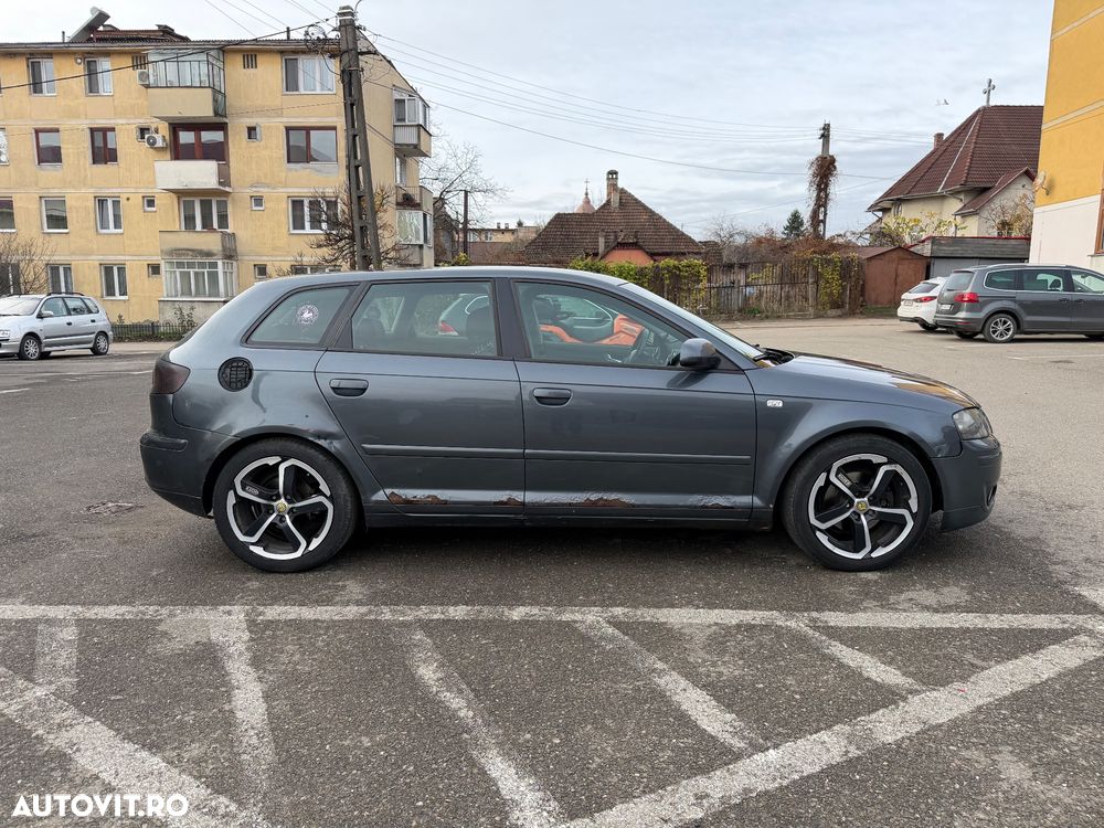 Audi A3 Sportback 1.9 TDI DPF Ambiente - 4