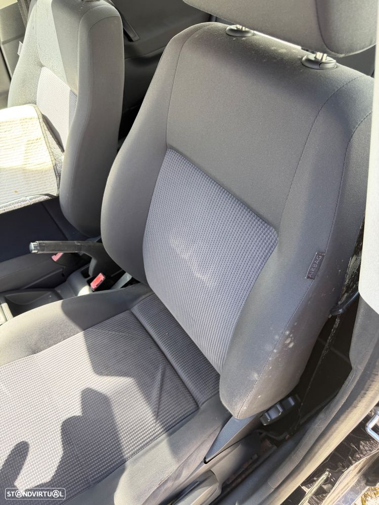 VW Polo 1.4 TDi Confortline - 5