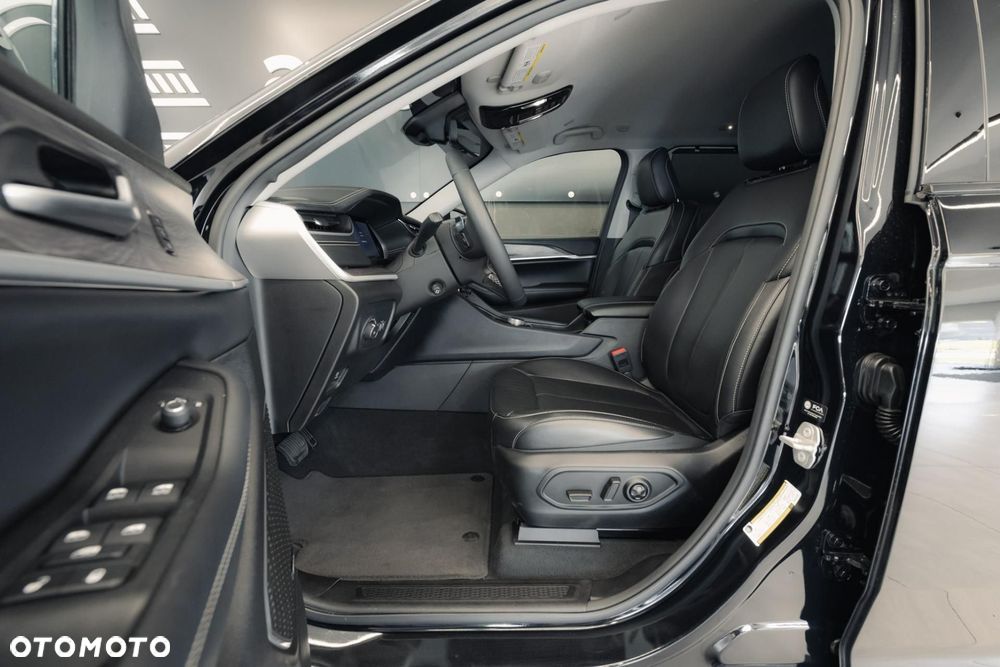 Jeep Grand Cherokee - 14