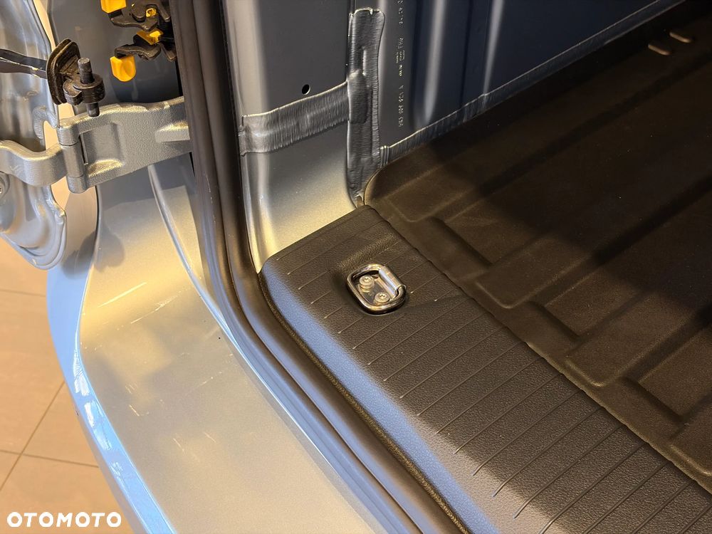 Ford Transit Connect - 20