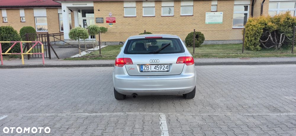 Audi A3 Sportback 1.6 Ambition - 5