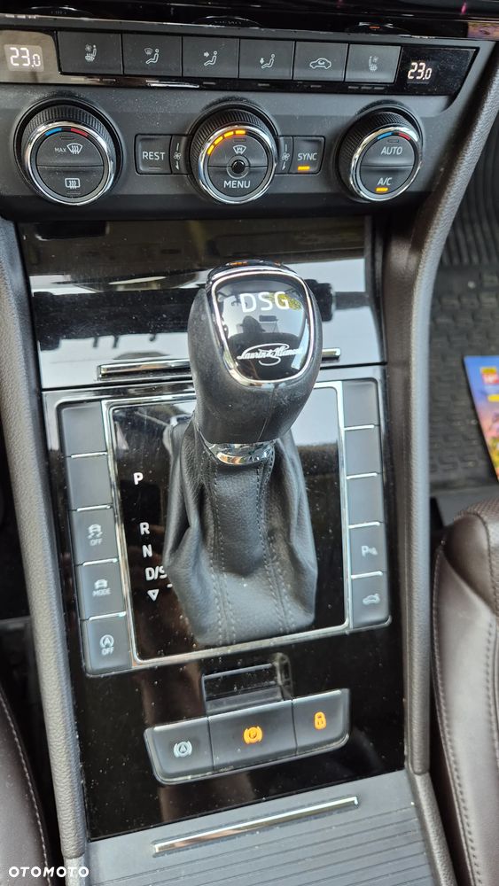 Skoda Superb 2.0 TSI L&K DSG - 9