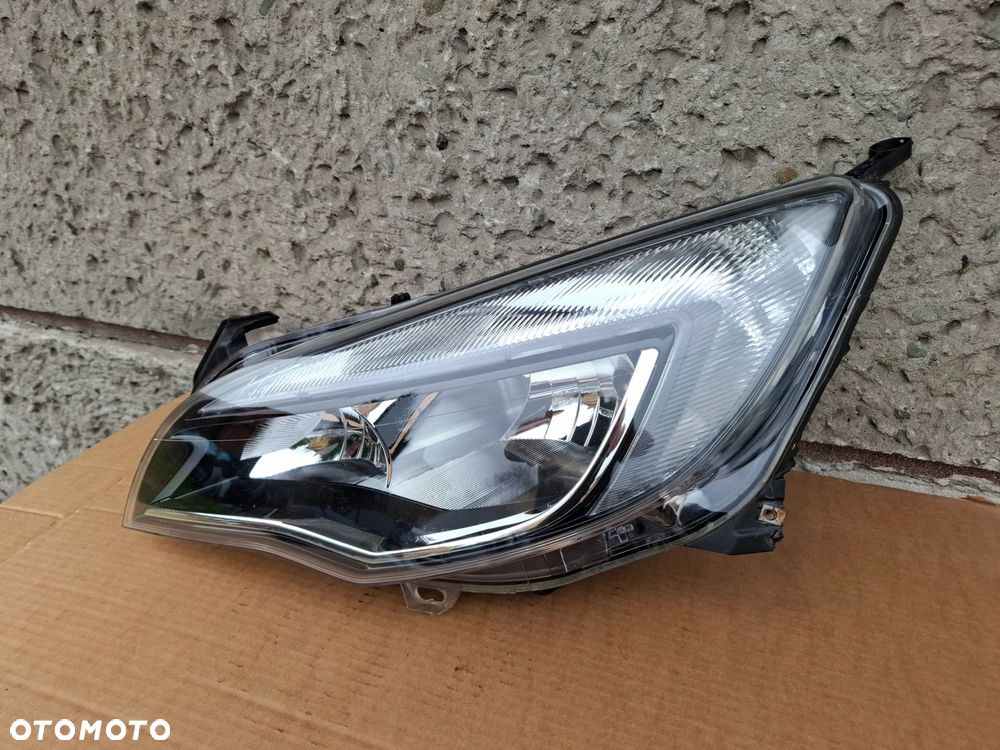 LAMPA PRZEDNIA LEWA OPEL ASTRA IV J LIFT - 6