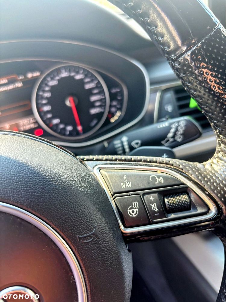 Audi A6 Avant 2.0 TDI Ultra S tronic - 35