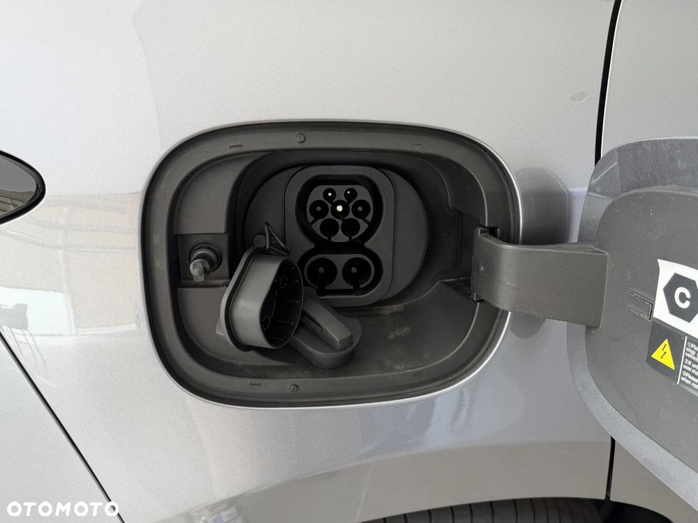 BYD Dolphin G Comfort E-CVT - 31
