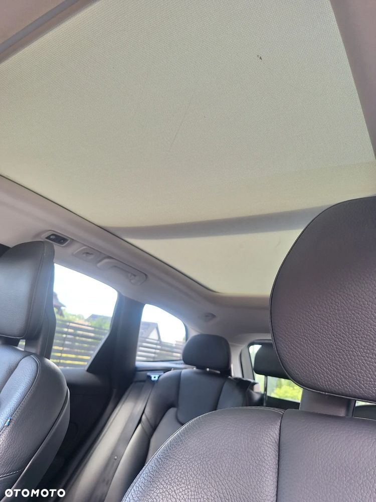 Volvo XC 60 T6 AWD Geartronic Momentum Pro - 18