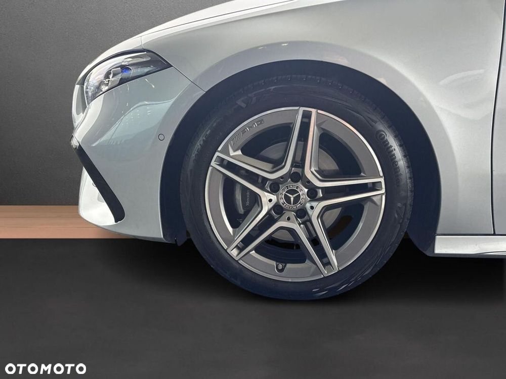 Mercedes-Benz Klasa A 200 AMG Line 7G-DCT - 18