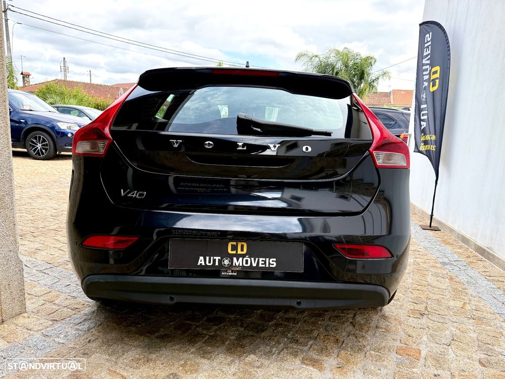 Volvo V40 D2 Kinetic - 4