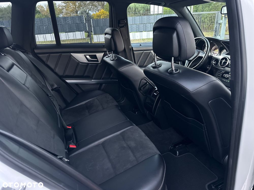 Mercedes-Benz GLK - 12