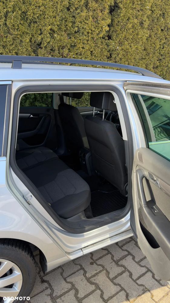 Volkswagen Passat - 20