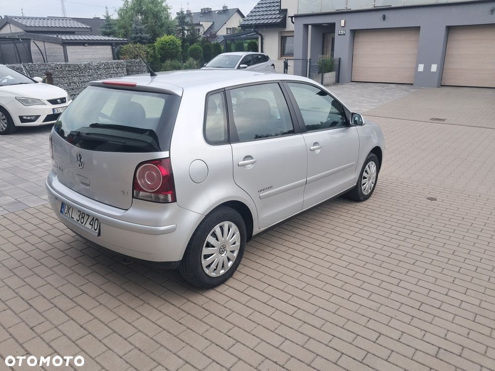 Volkswagen Polo - 2