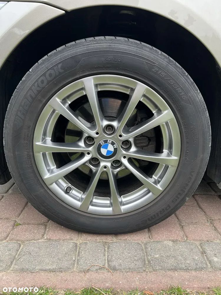 BMW Seria 3 318d - 30