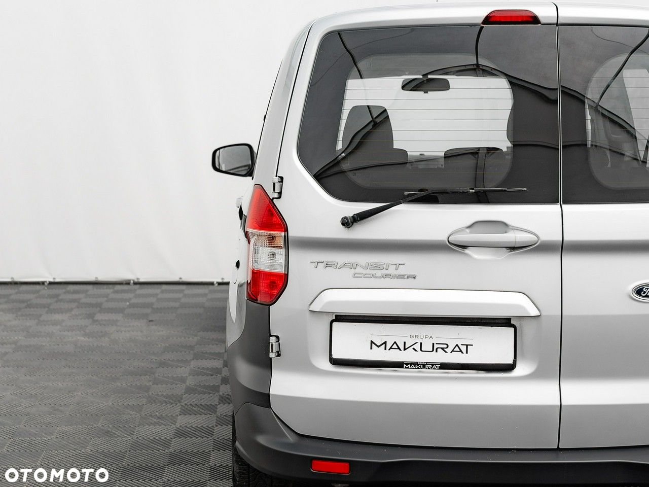 Ford Transit Courier 1.0 EcoBoost Trend - 12