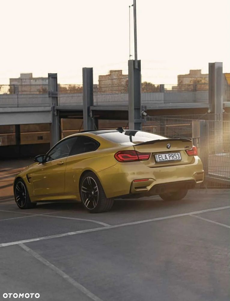 BMW M4 Coupe DKG - 10