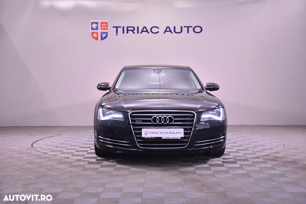 Audi A8 - 8