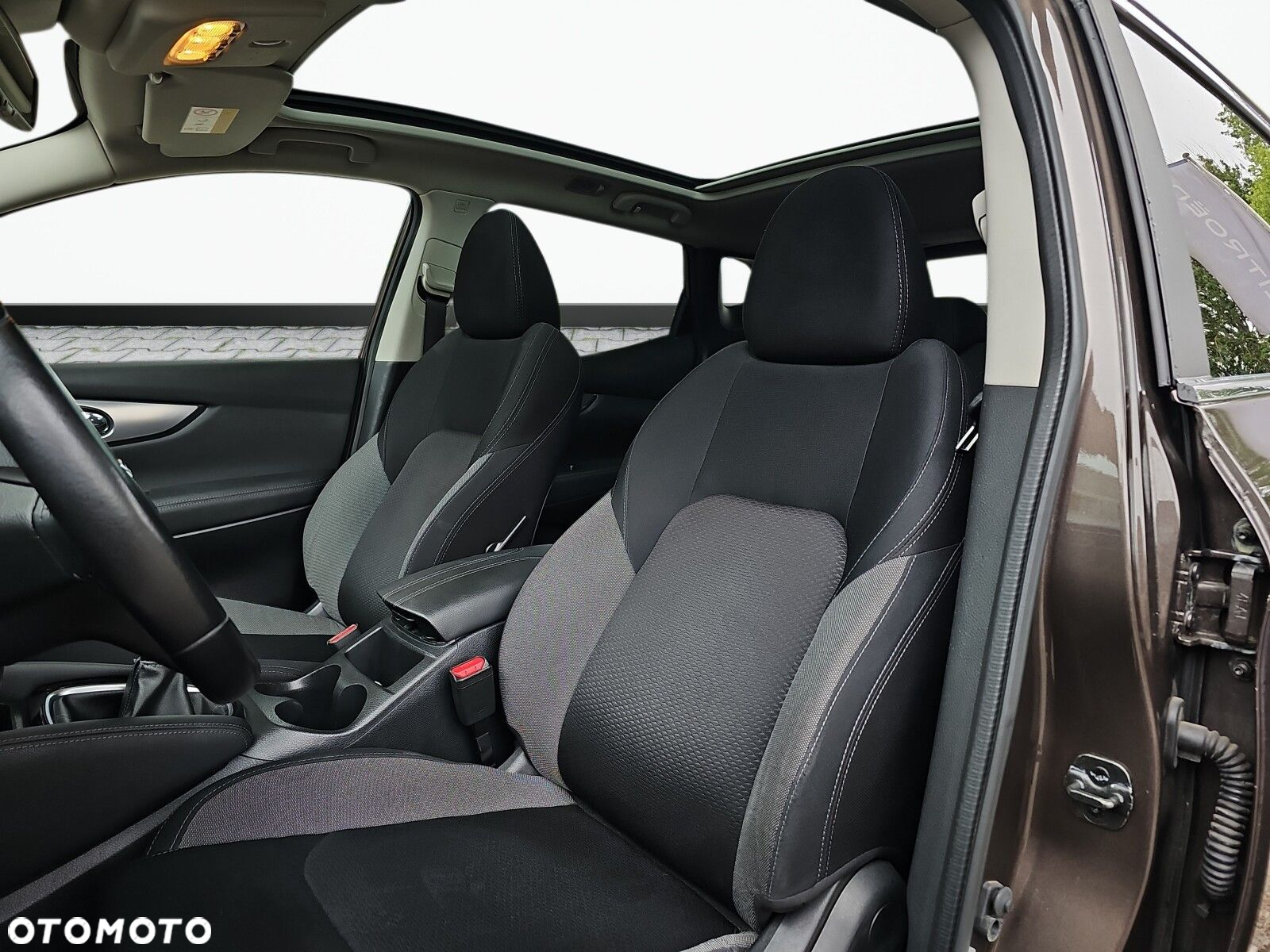Nissan Qashqai 1.3 DIG-T N-Connecta - 11