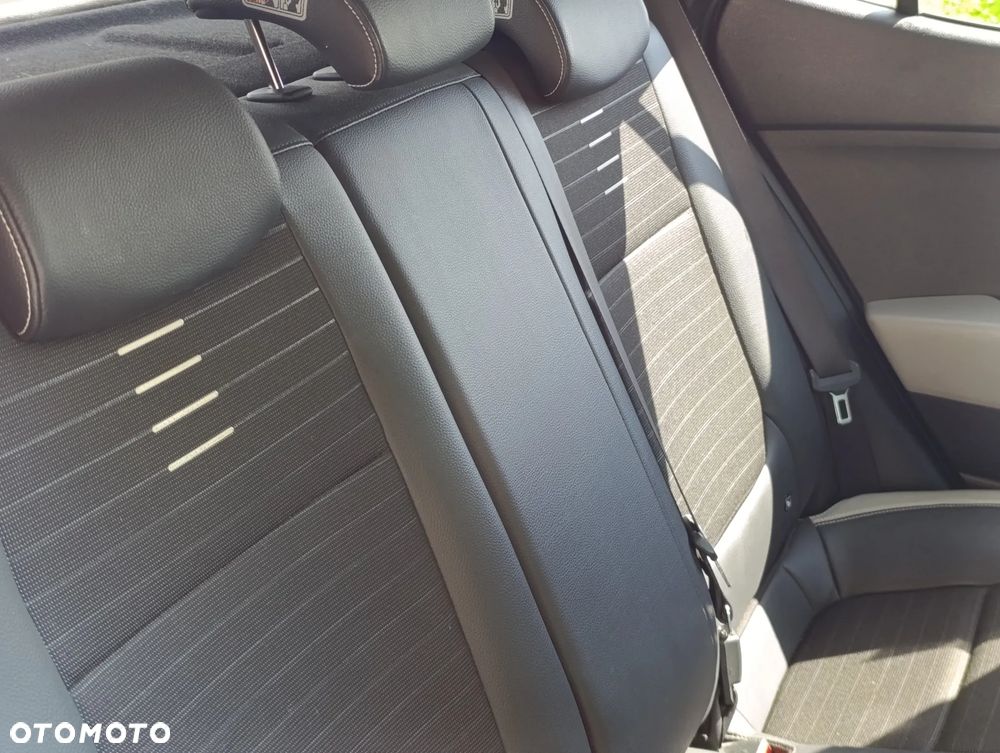 Kia Stonic 1.4 L - 16