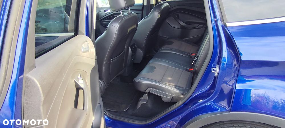 Ford Kuga 1.6 EcoBoost 2x4 Titanium - 13