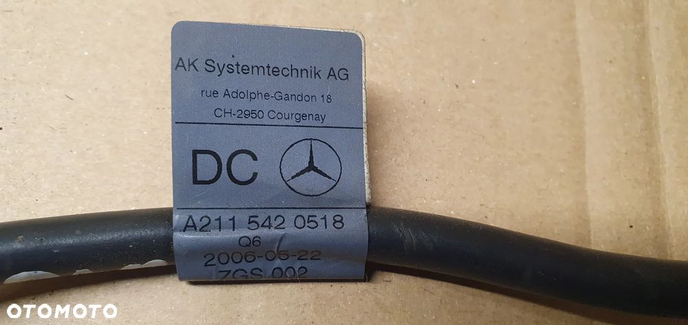Klema minusowa akumulatora bezpiecznik Mercedes E-Klasa W211 A2115420518 - 9
