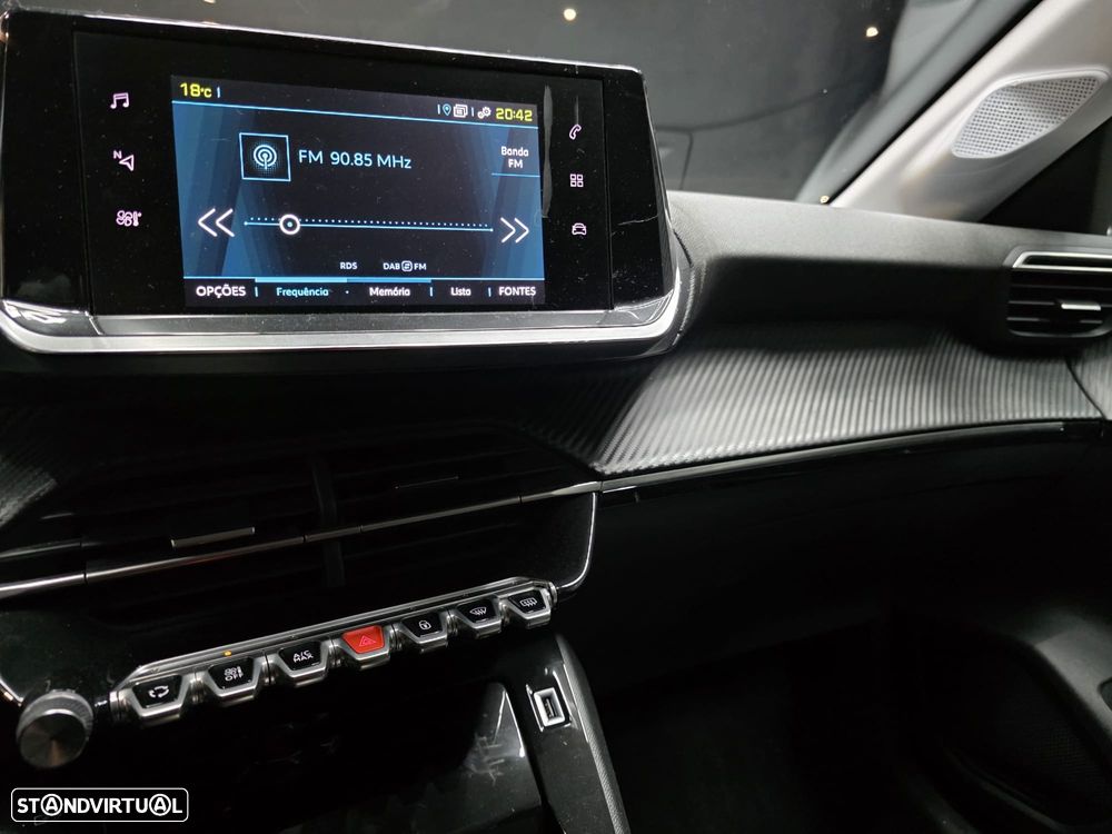 Peugeot e-208 Active Pack - 8