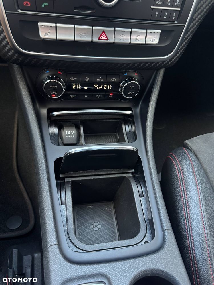 Mercedes-Benz Klasa A 220 4-Matic AMG Line - 13