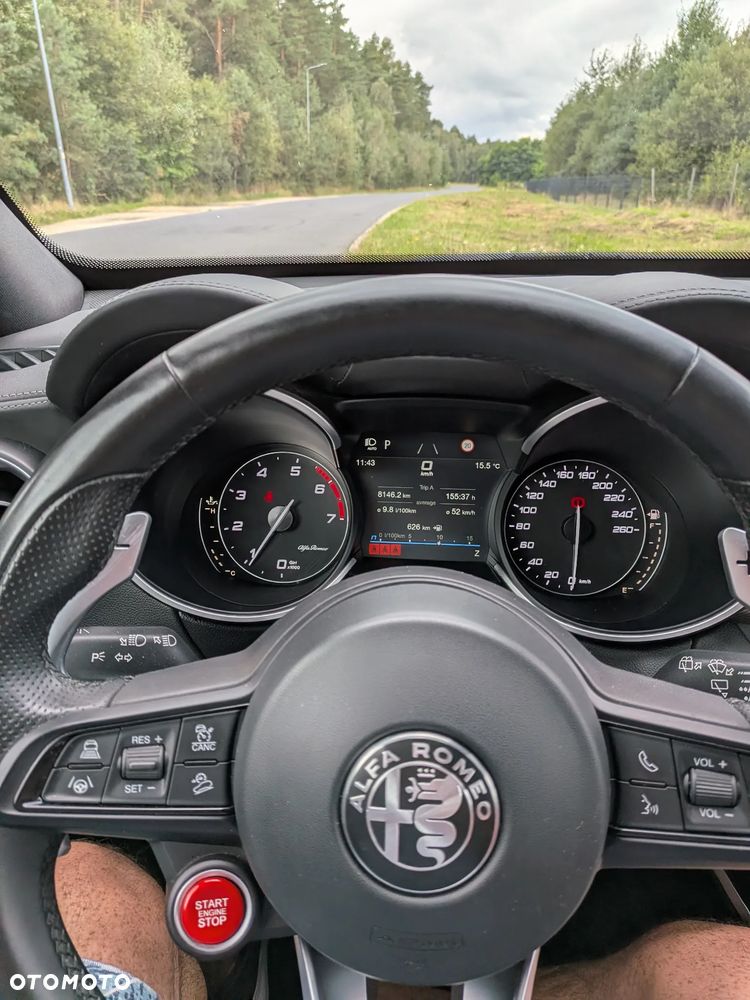 Alfa Romeo Stelvio 2.0 Turbo Veloce Q4 - 13