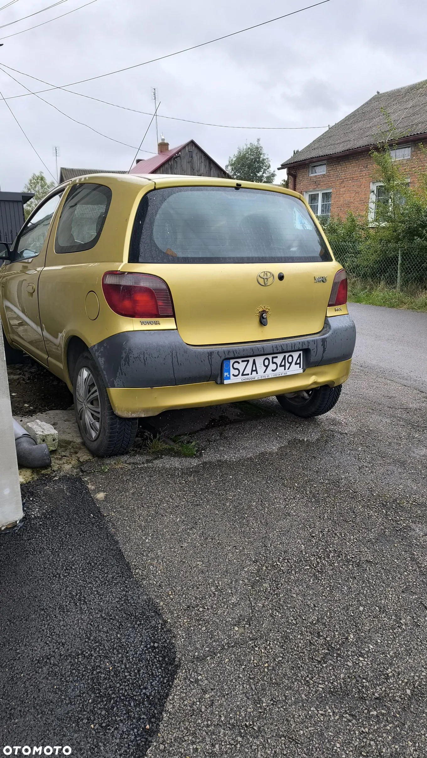 Toyota Yaris 1.0 Base - 12
