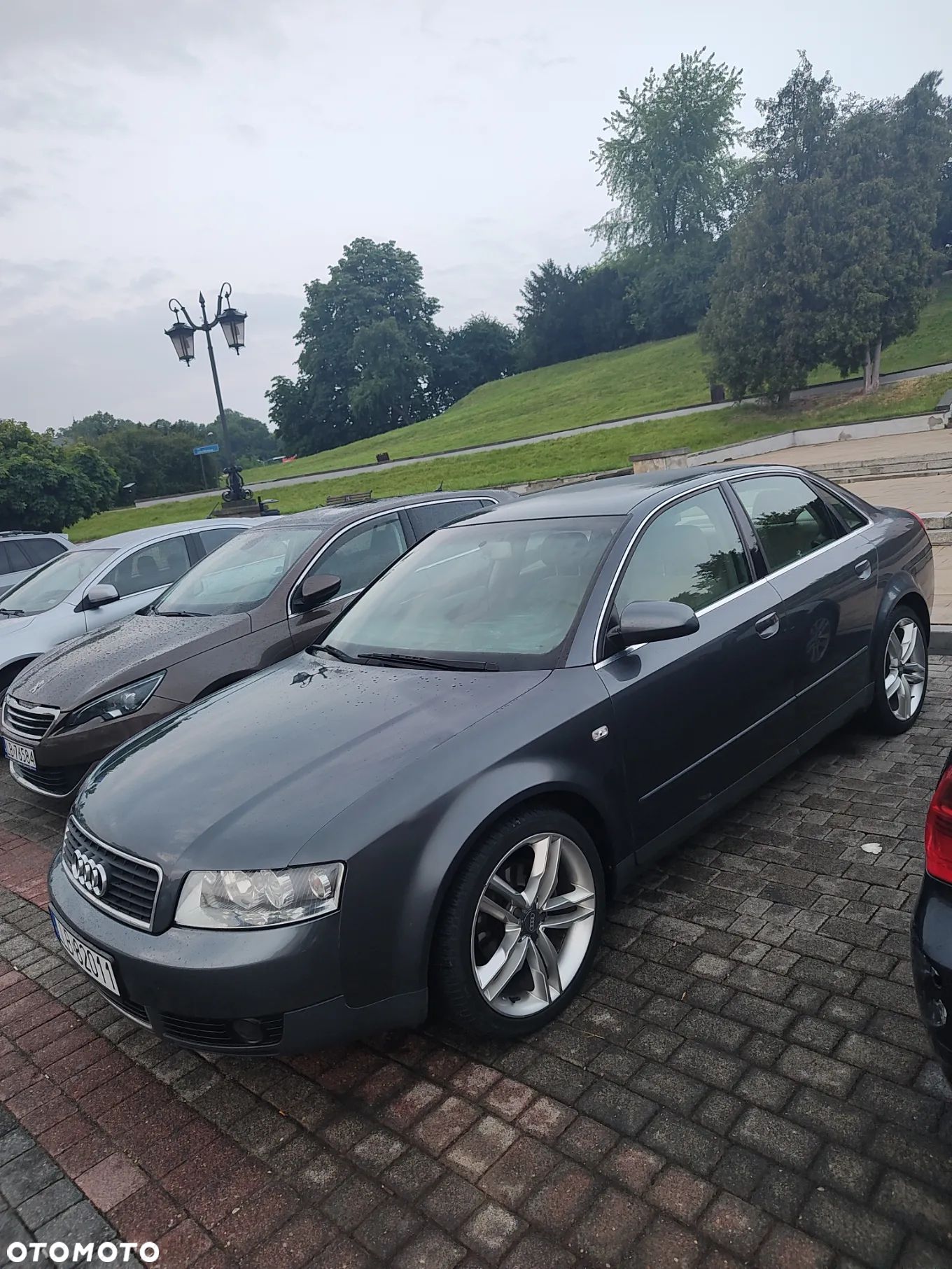 Audi A4 - 1