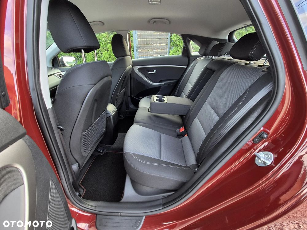 Hyundai i30 1.6 Fifa World Cup Edition - 18