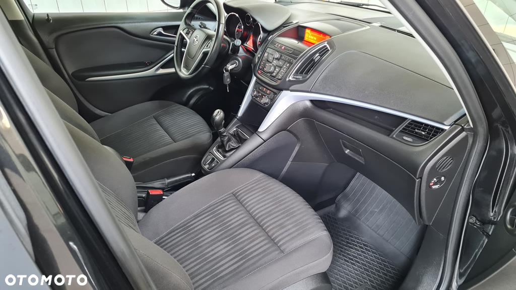 Opel Zafira Tourer 1.4 Turbo Edition - 16