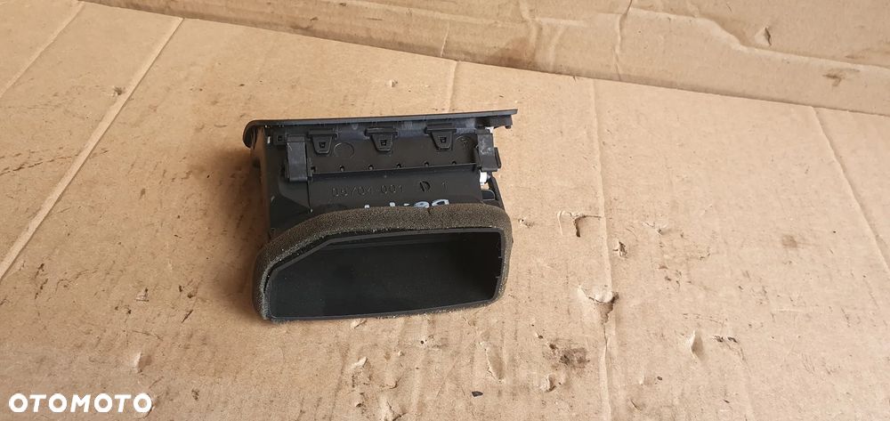 Kratka nawiewu powietrza prawa VW Passat B6 3C1819702F - 6