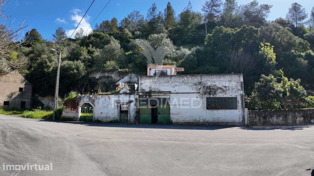 MORADIA T3 PARA RESTAURAR – PERNES, SANTARÉM - Grande imagem: 3/39