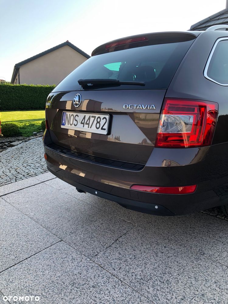 Skoda Octavia 2.0 TDI DSG Style - 4