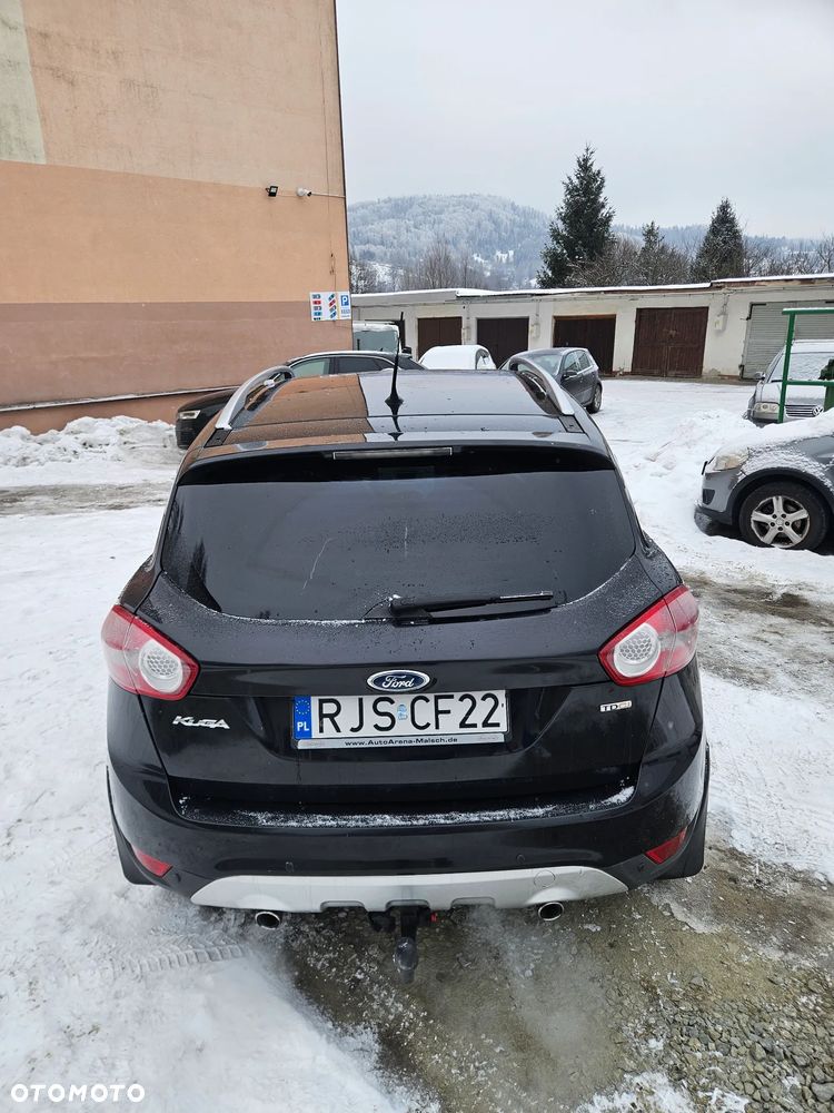 Ford Kuga 2.0 TDCi 2x4 Titanium - 2