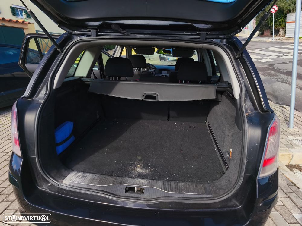 Opel Astra 1.7 CDTI Cosmo - 11