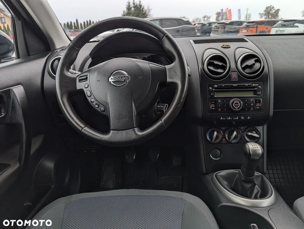 Nissan Qashqai 1.6 visia - 29