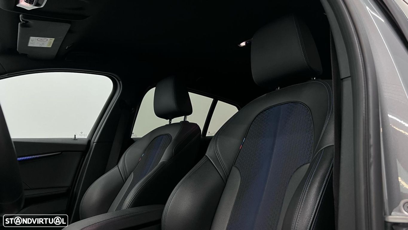 BMW 116 d Pack Desportivo M Auto - 33